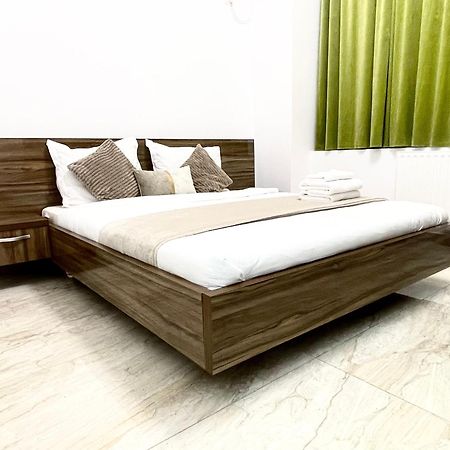 Central Adress Dd20 Bükreş Dış mekan fotoğraf
