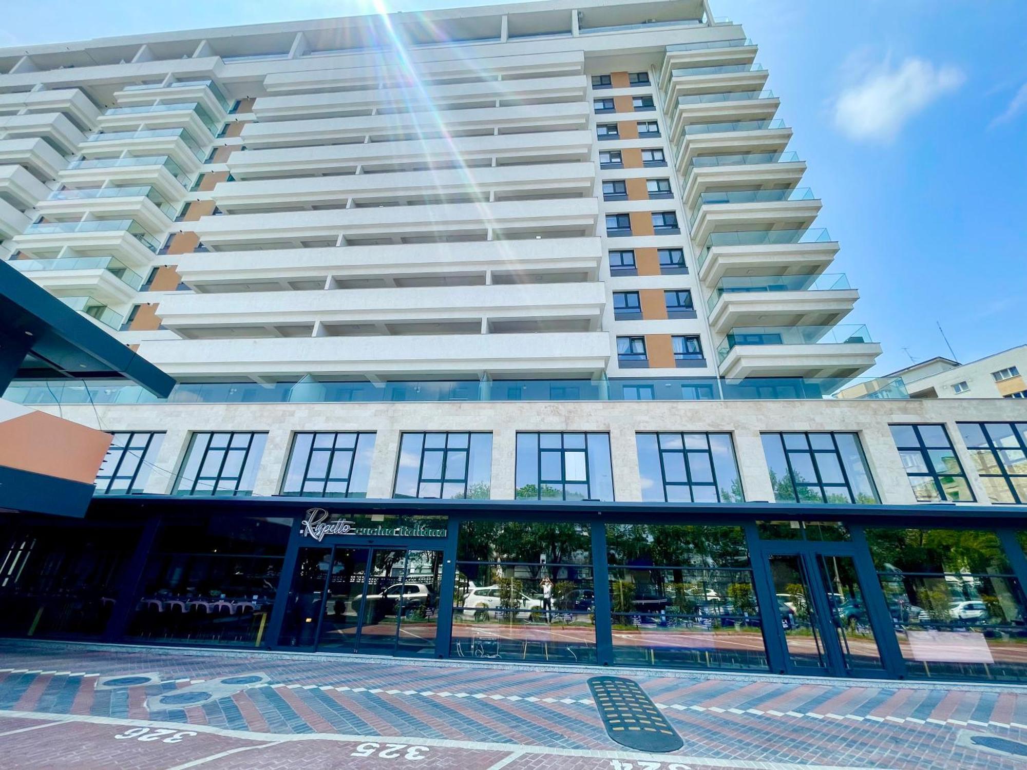 Central Adress Dd20 Bükreş Dış mekan fotoğraf
